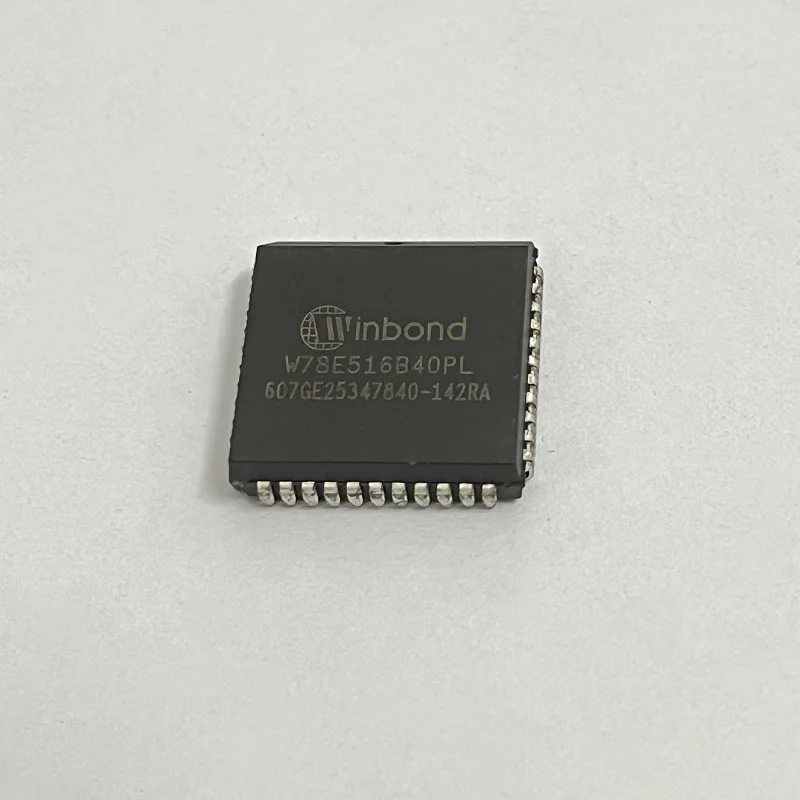 

2PCS W78E516B40PL W78E516B40 PLCC Brand new original