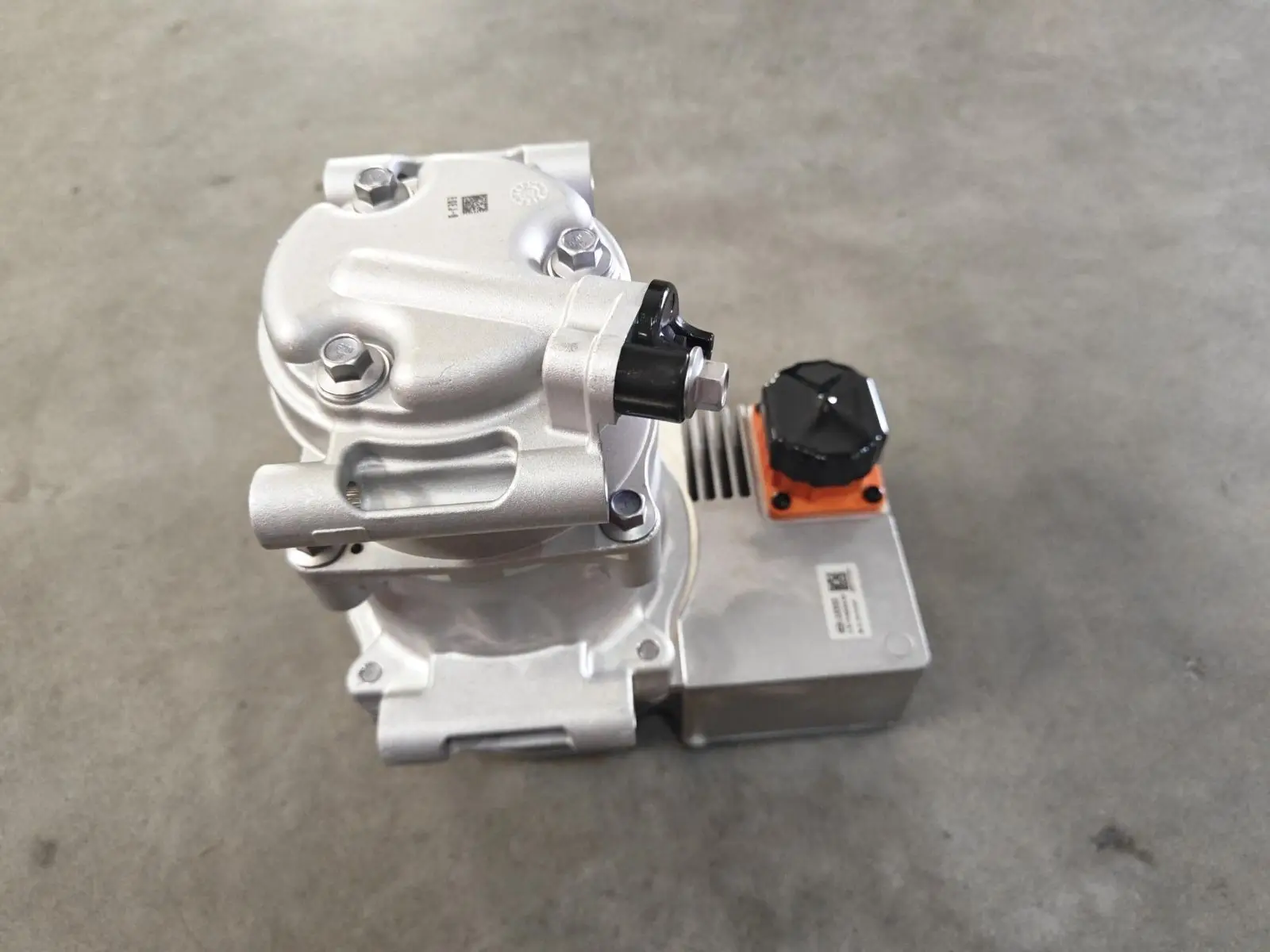 Original Electric Compressor Assembly TA34-8103020 Fit BYD Atto1 Atto2 Atto3 Yuan Plus Dolphin Sealion7 Seal Qin EV Tang EV
