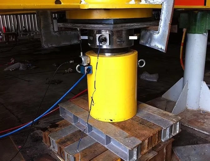 

Гидравлический цилиндр двойного действия 2506 высокой грузоподъемности, 150 тонн, ход 150 мм, промышленной прочности, для подъема и прессования