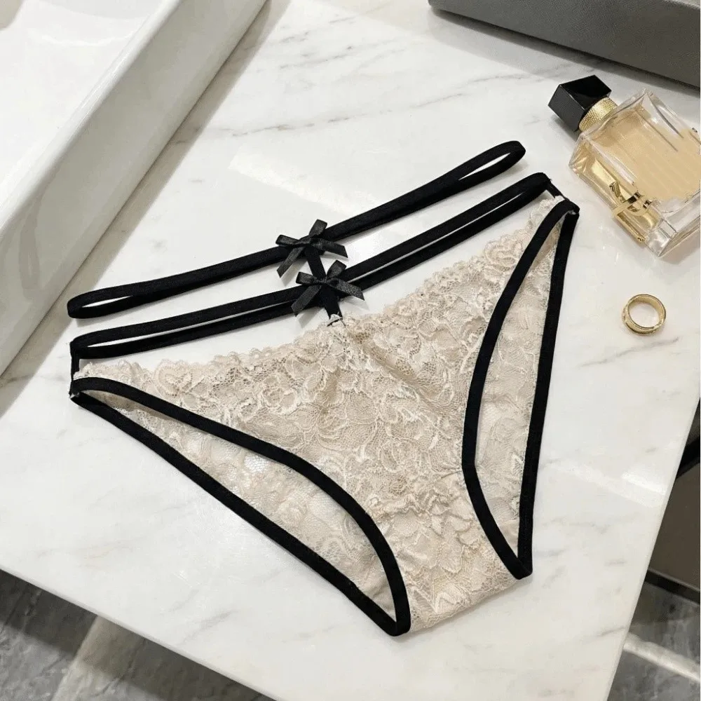 

Comfortable Sweet Lace Briefs Mid Waist Mesh Underwear for Women Lingerie Transparent Lace Flower Panties Female