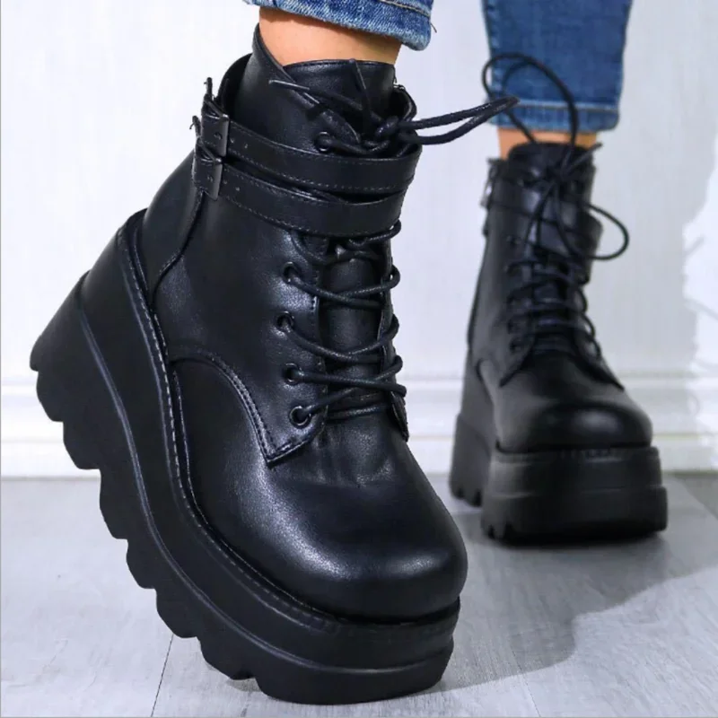 Gothic Black Boots Ankle Shoes on Heels Platform Sneakers Chunky for Women Luxury Designer Casual New Rock Booties