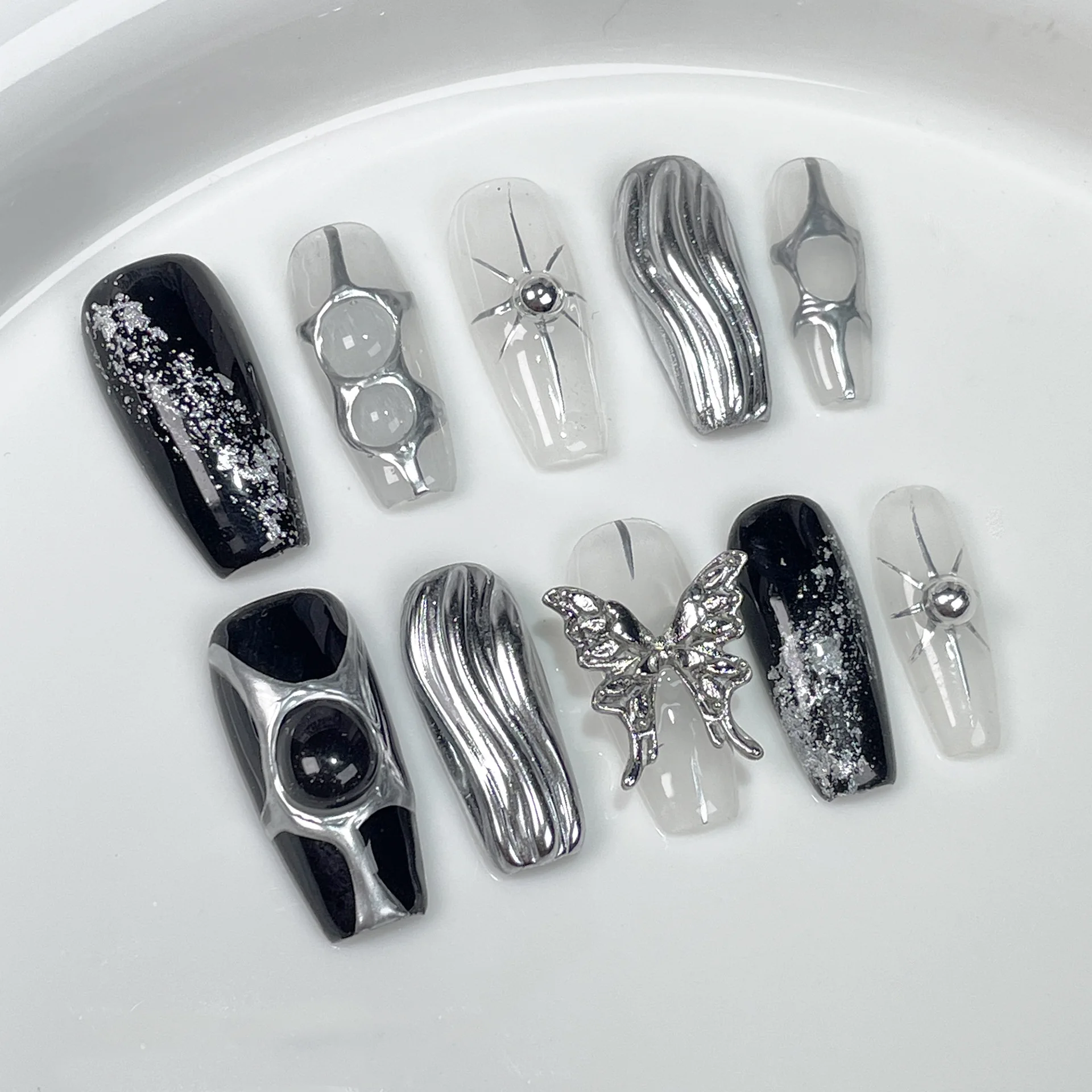 

10PCS Handmade Press on Nails Metallic Dark Style Sweet and Cool Spicy Girl Long Nail Art Nail Plate Ins Style Wearable Nails