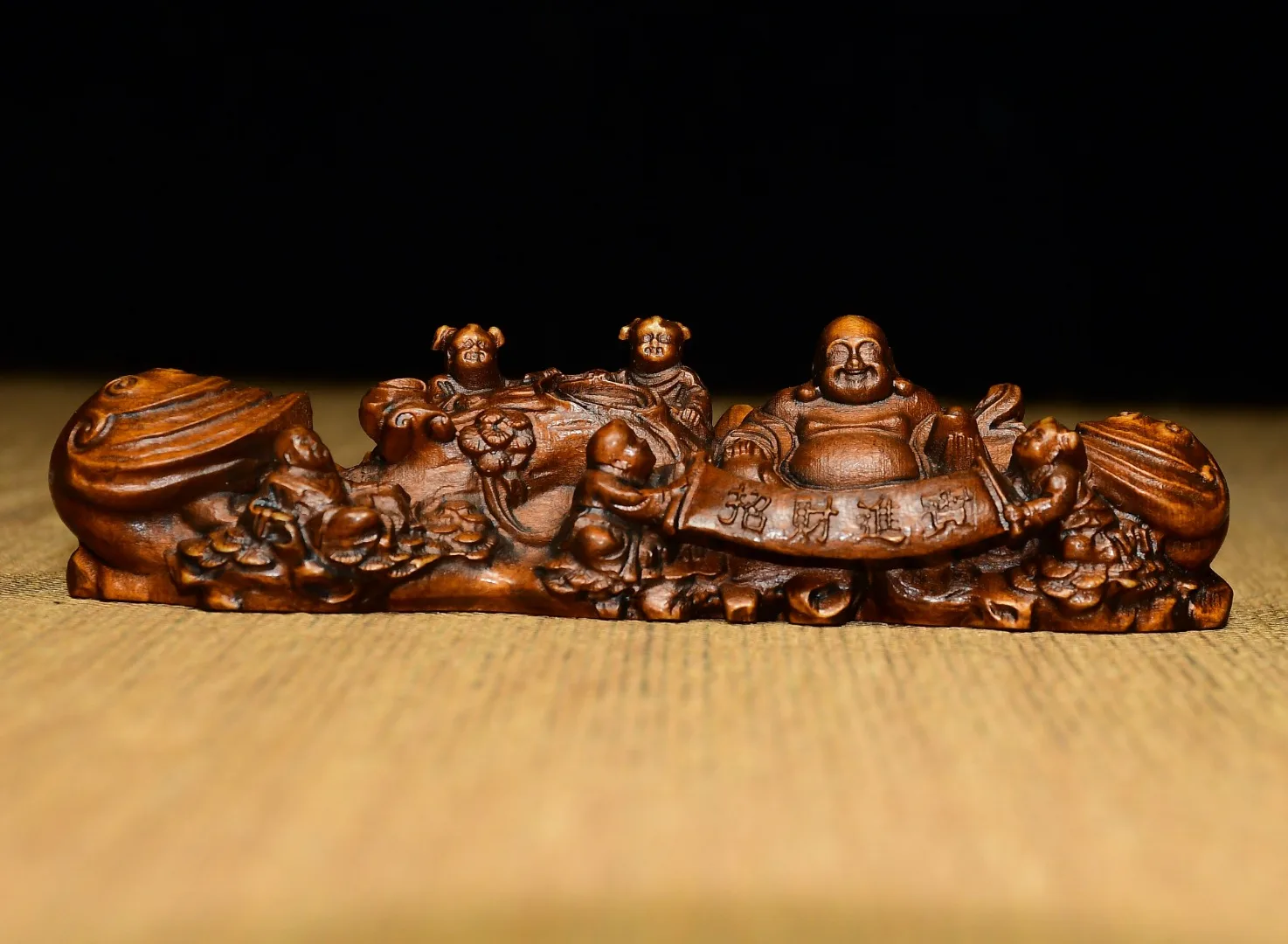 

4"Tibetan Temple Collection Old Boxwood Maitreya Buddha boy virgin bring in wealth and treasure Ruyi screen Amass wealth