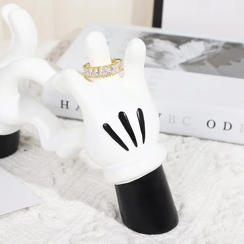 Miniso Mickey Beatsin Desktop Ornament Creative Resin Cartoon Cute Children's Room Jewelry Shelf Decoration