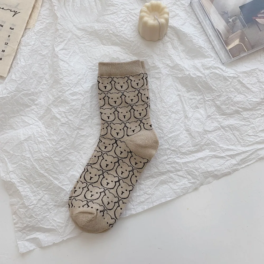 

Cute Vartoon Bear Socks for Women Low Tube Spring Autumn Thick Socks