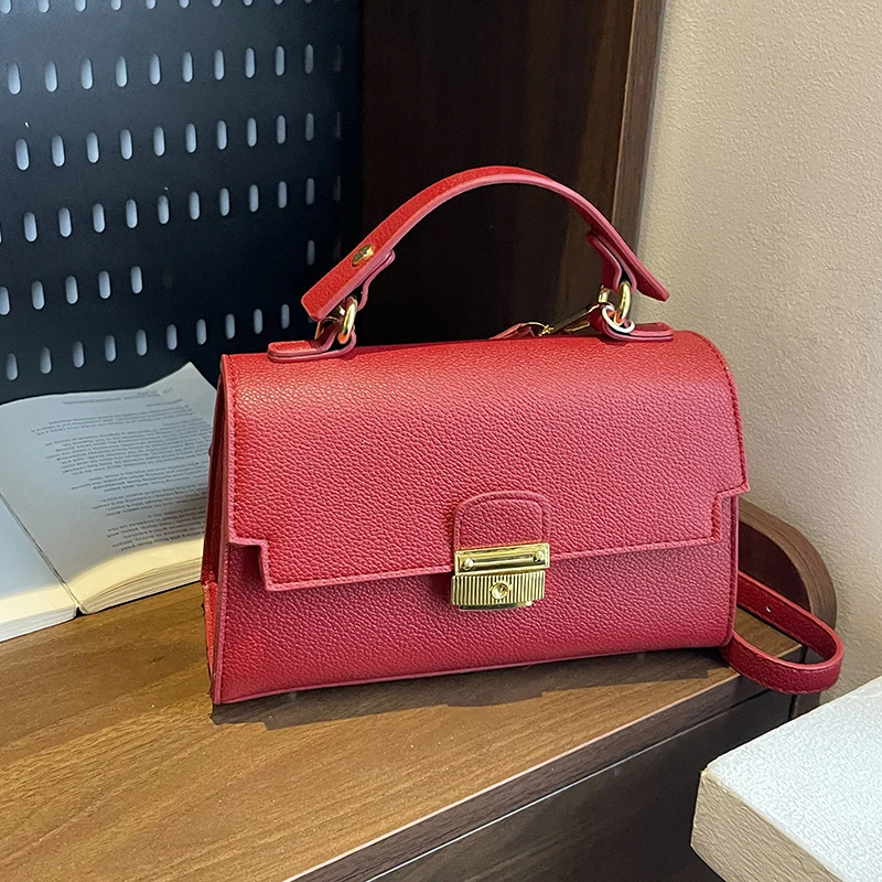 

Small Crossbody Bags For Women 2025 Luxury Brand Handbag Pu Leather Tote Bags Designer Ladies Flap Shoulder Messenger Bag Red