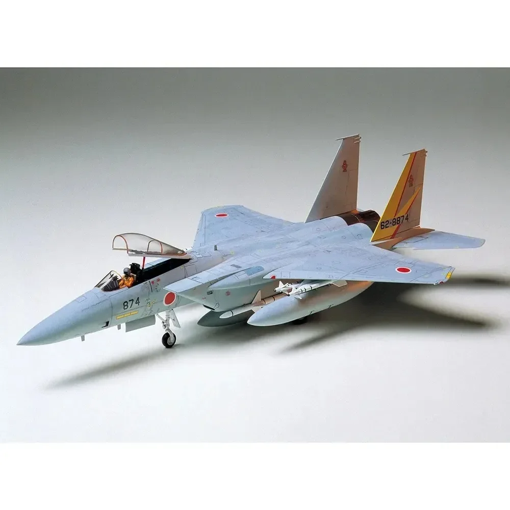 タミヤ 61030 プラスチックモデル 1/48 JASDF F-15j イーグル戦闘機モデルキット ミリタリーモデル ホビーコレクション 大人用 DIY