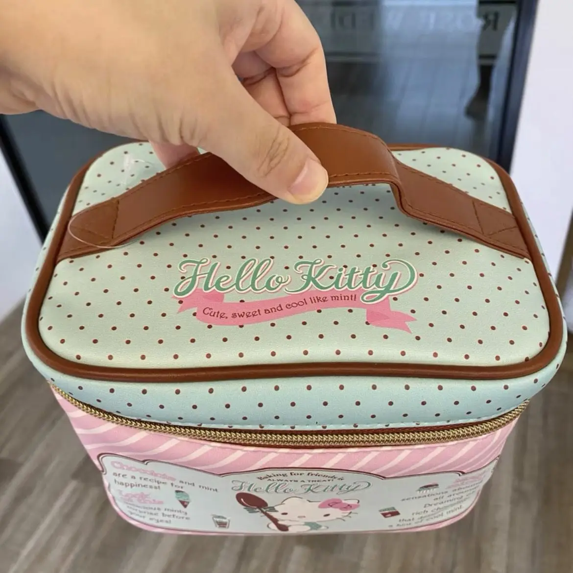 MINISO Hello Kitty PU Material Cosmetic Bag Cartoon Large Capacity School Supplies Organizer With Organizer Travel Pencil Bag