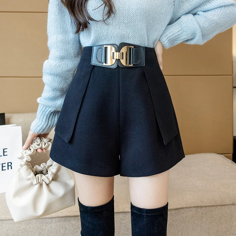 

Autumn Winter High Waisted Basic Loose Belt Buckle Thick Woolen Wide Leg Shorts Women Streetwear Chic Boot Short Pants 82220