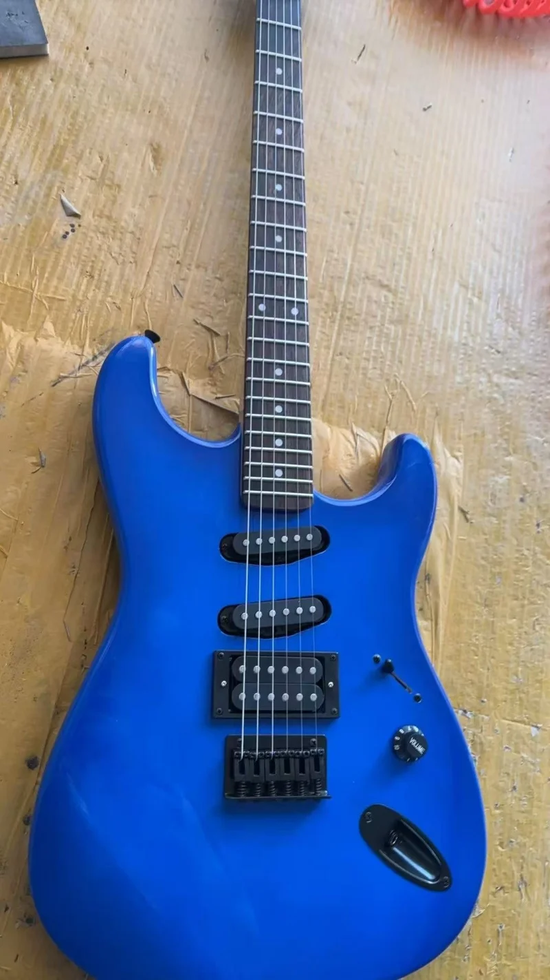 Thumbnail 2 - #4 Top 40 Electric Guitars Worth Buying In 2026
