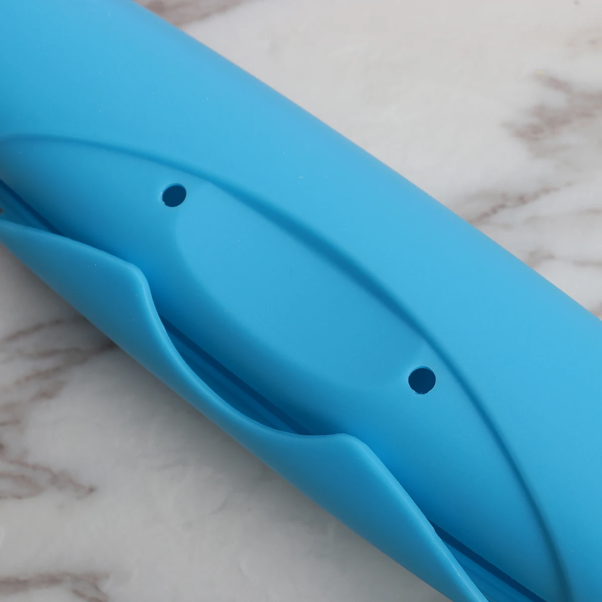 

2pcs Toothbrush Storage Box Portable Travel Case With Seal Lock Bump Design Dust-Proof Hygienic Lightweight For Oral Care