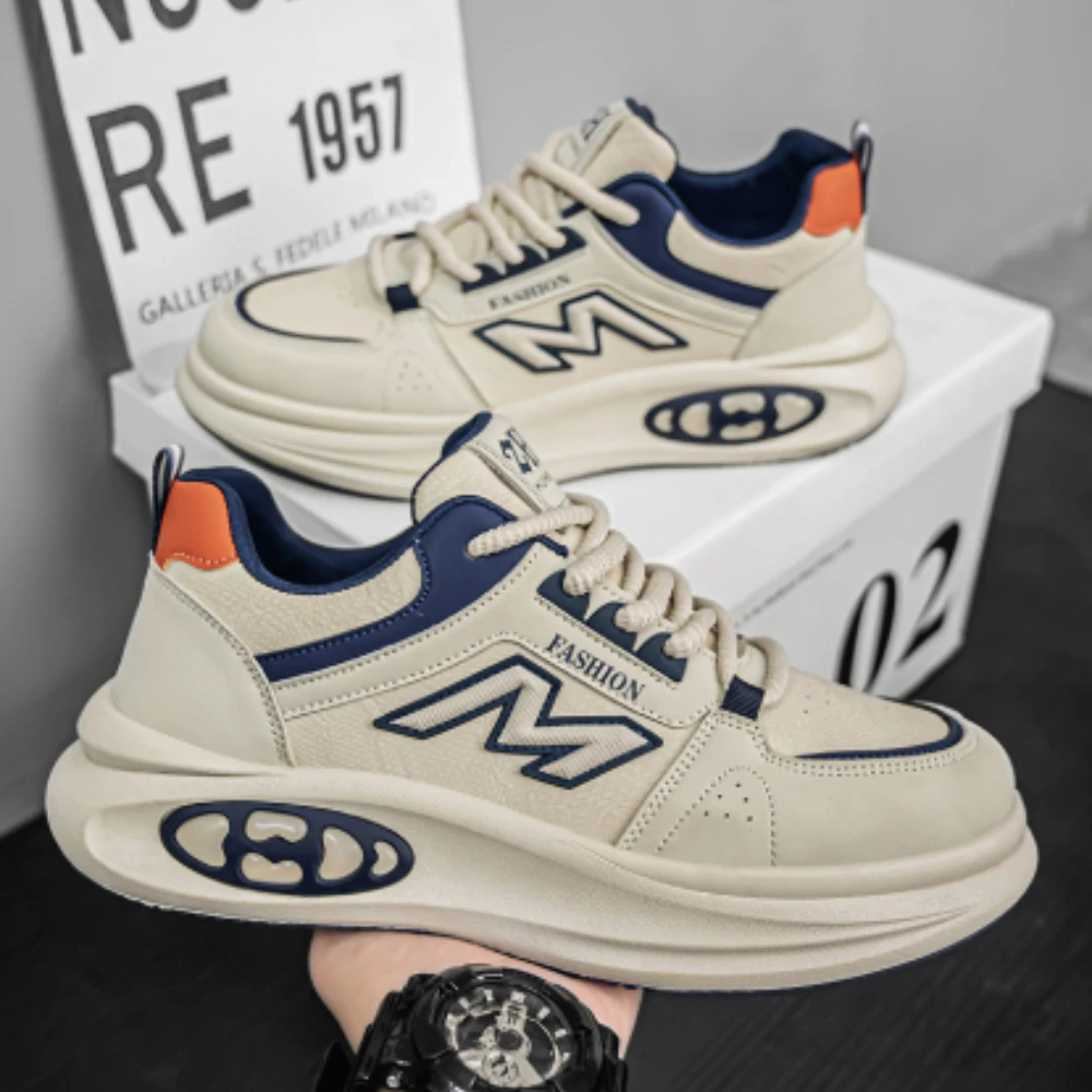 

Men's new casual leather fashionable sports shoes Leisure, comfortable, and fashionable