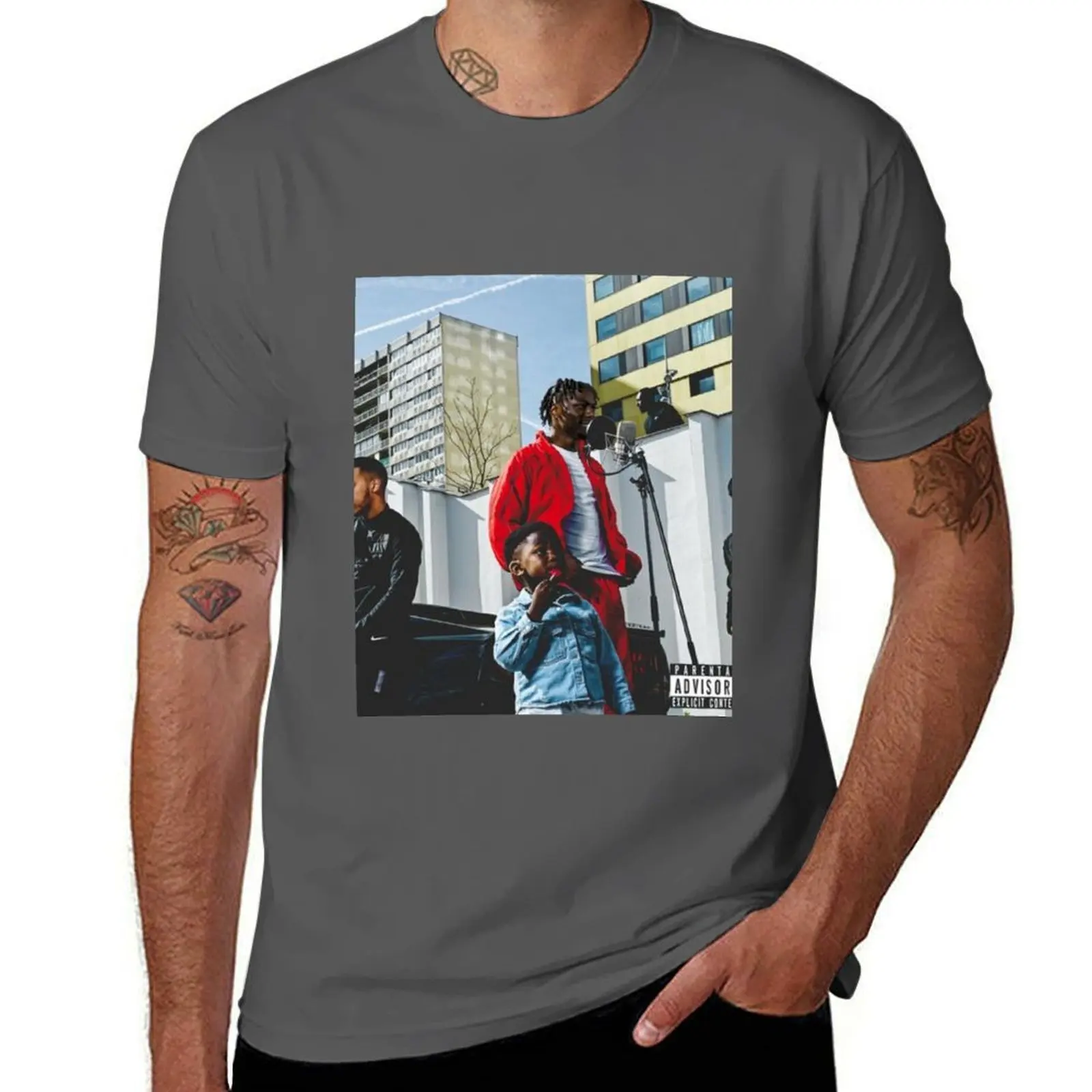 

TIAKOLA MELO T-Shirt Minimal Art Print T-Shirt