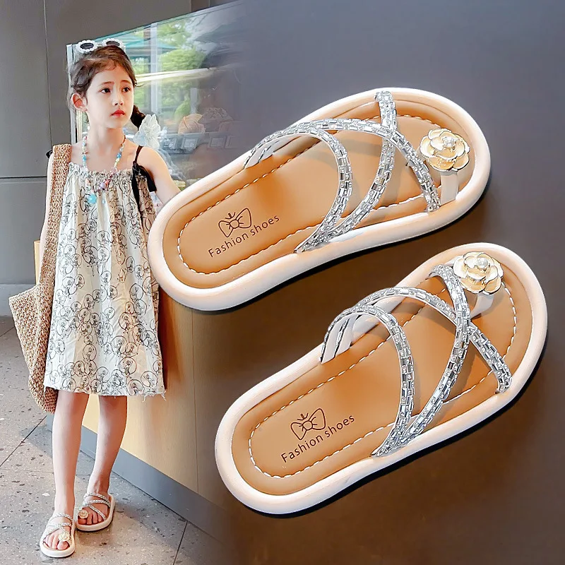 2024 Summer Children Girls' Sandals Fashion Rhinestone Flowers Korean Style Soft Sole Anti-Slippery Outside Elegant Beach Shoes