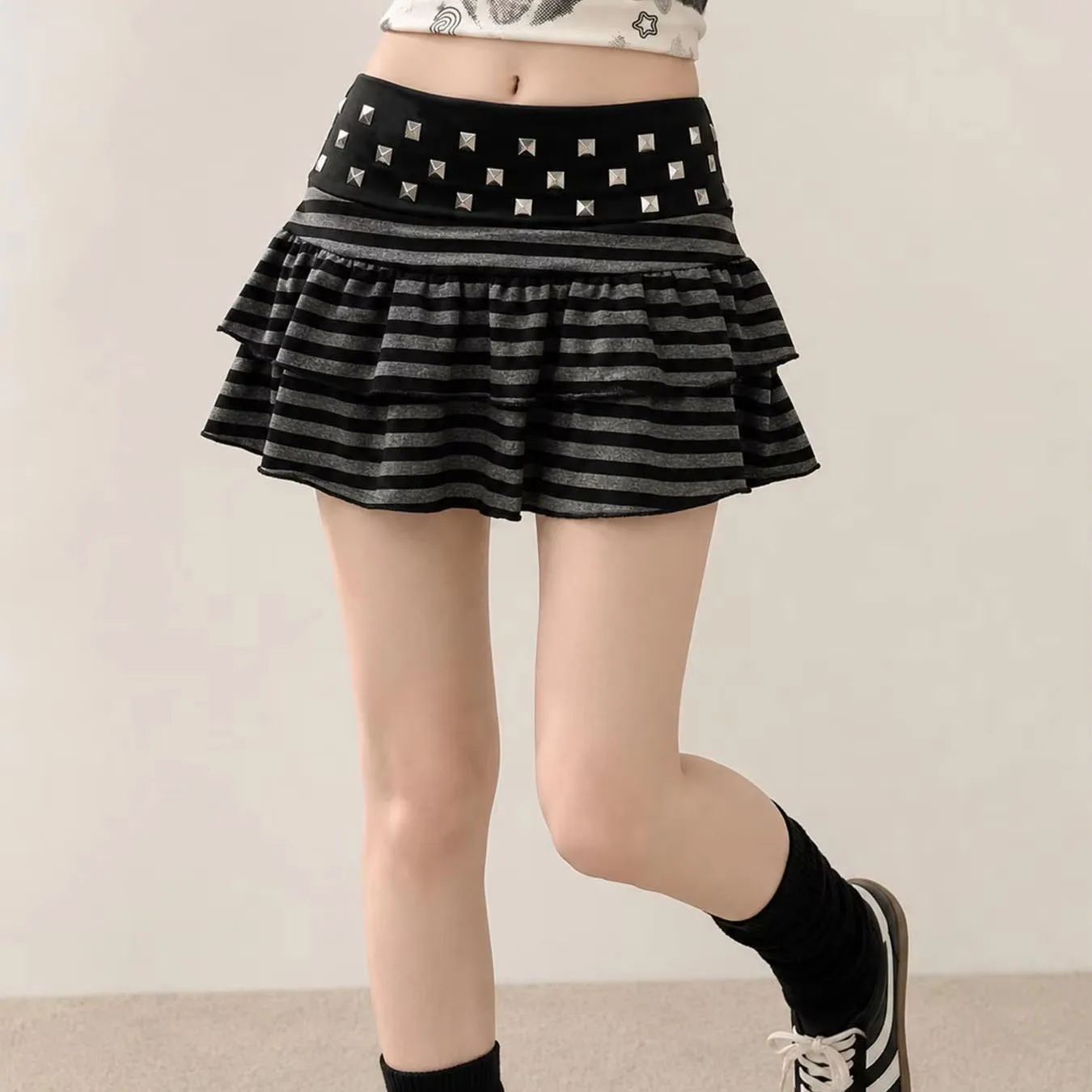 2026 New Y2K Slim Fit Striped Color Block Cake Skirt Versatile Trendy Street Casual Women Fashion Bottoms