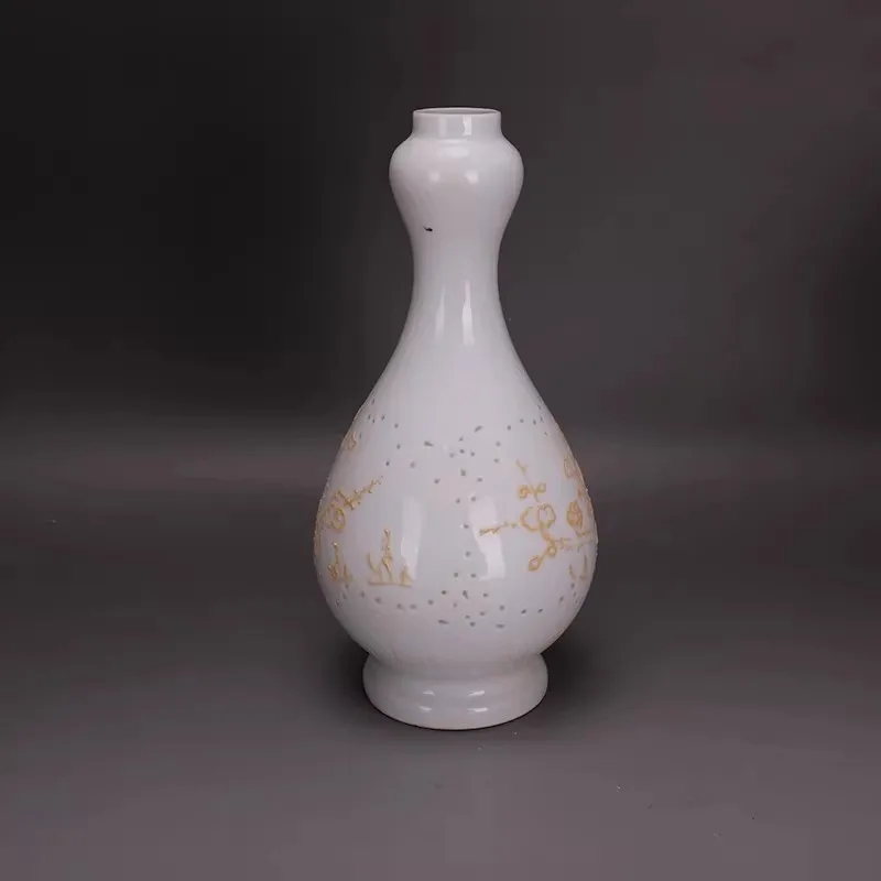 9.13 inch Chinese Ming Yongle Sweet White Glaze Porcelain Flowers Design Vase