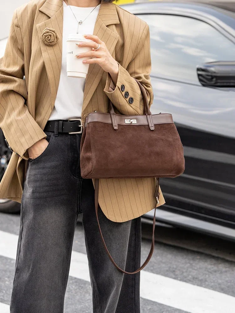 

Новая большая сумка-тоут из натуральной замши цвета винного красного вина, женская сумка из коровьей кожи, высококачественная женская сумка через плечо, дорожная сумка для поездок на работу