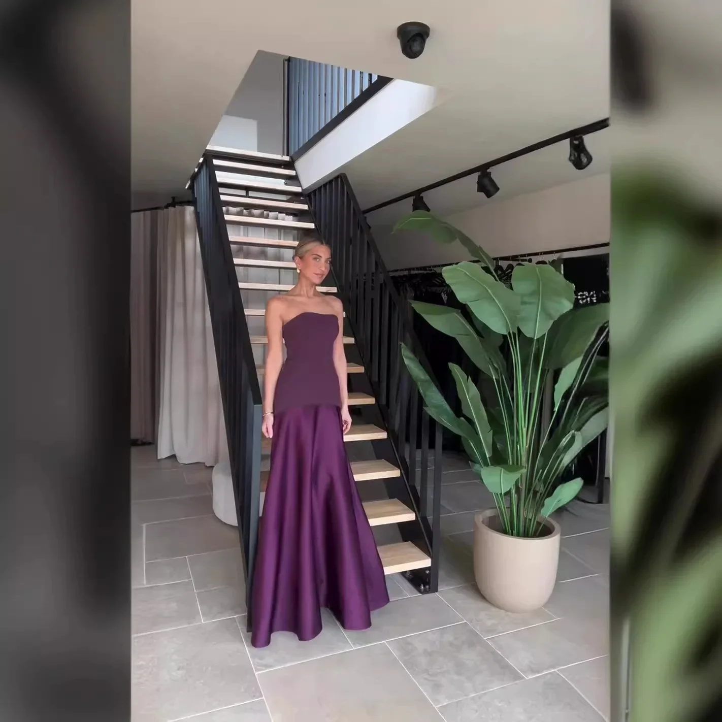 

Women‘s Slim Fit Strapless Midi Dress - Summer New Style Solid Color Tube Top Sleeveless Dress, Fashion Casual Wear