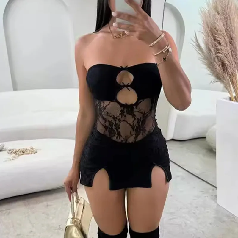 فستان نسائي صيفي قصير مثير للنادي بدون أكمام بدون أكتاف وفتحة من الدانتيل الشفاف مزين بالزهور لنادي الحفلات