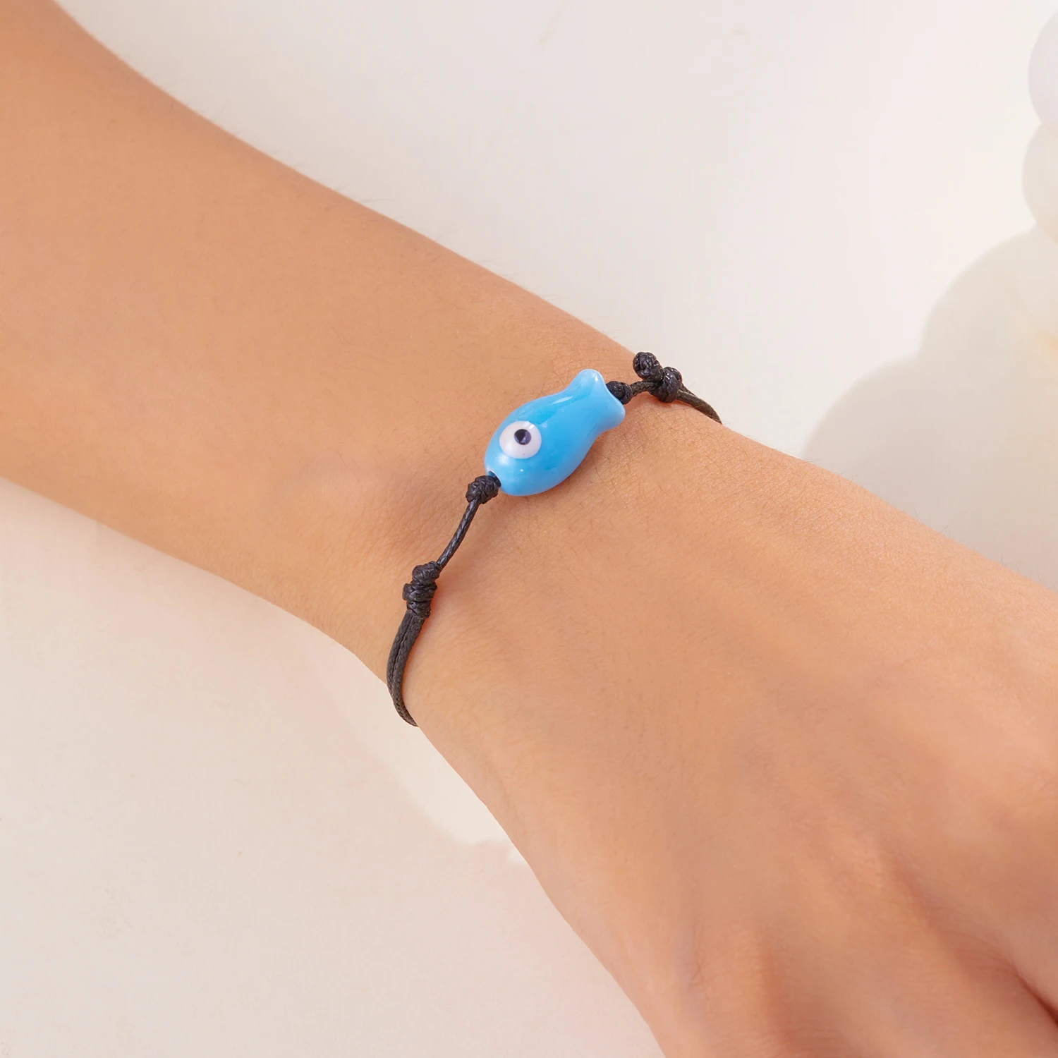 Minimalistisches Cartoon-Keramik-Fisch-Armband für Damen und Herren, niedliches buntes Tier, handgefertigtes geflochtenes Armband, glücklicher Freundschaftsschmuck – Detail 18