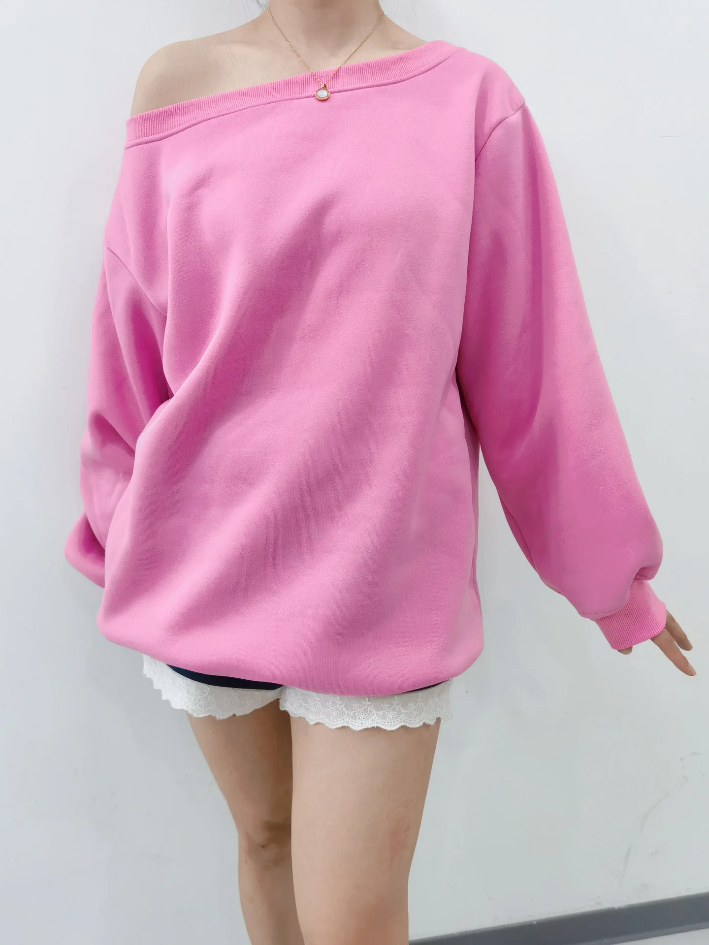 

Sweatshirts Women Top Sweatshirt Oblique Neck Full Sleeve Y2k Streetwear Elegant Splice Casual Loose Work Solid 2025 Autumn