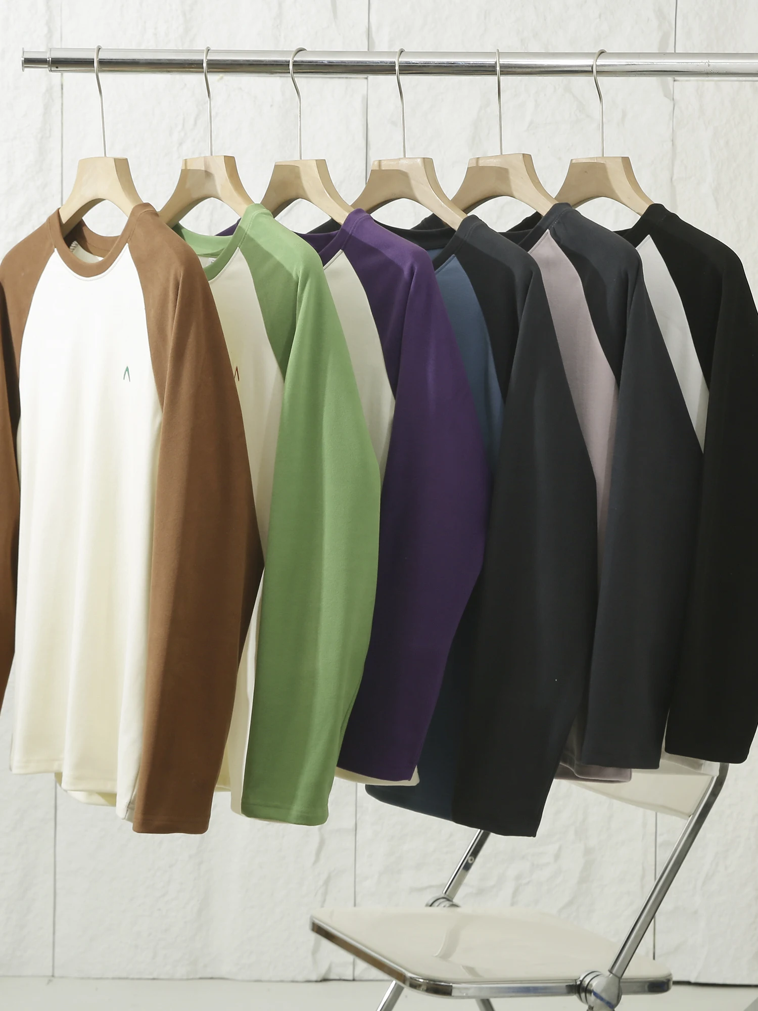 

Самонагревающаяся двухсторонняя вельветовая футболка с длинным рукавом и круглым вырезом, женская, с цветными вставками на плечах, осенняя, теплая.