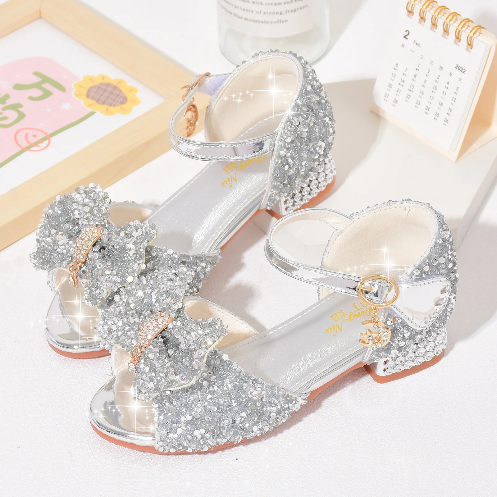 Summer Girls' Sandals Children Wedding High Heels Princess Party Dance Shoe Bright Drill Bowknot Kids Student Performance Shoes