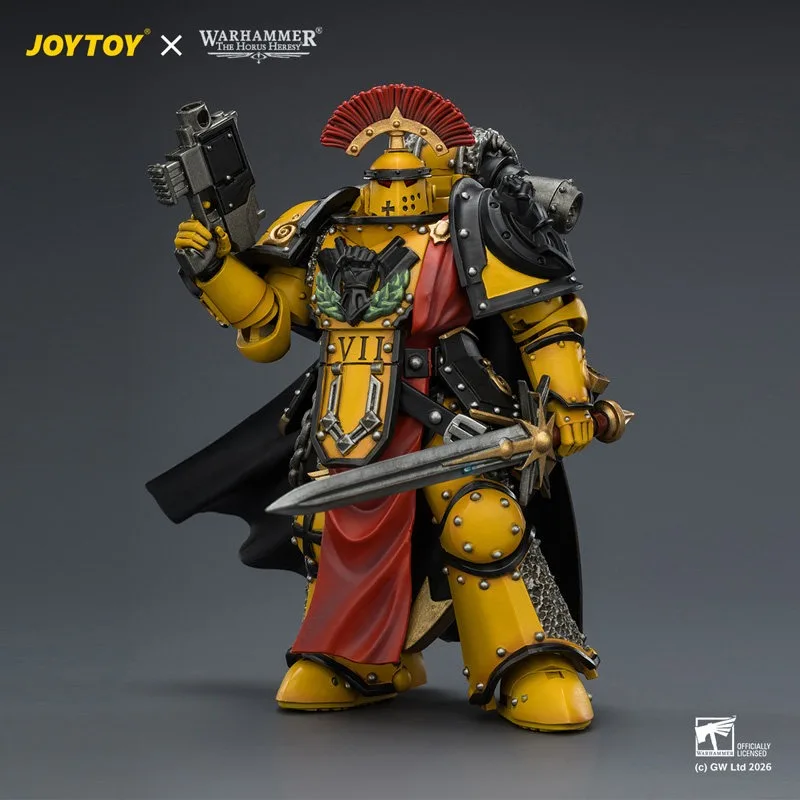 

JOYTOY Warhammer Horus Heresy Imperial Fists Praetor in MkIII Power Armor 1:18 Action Figure Decor Collectible Desktop Ornament