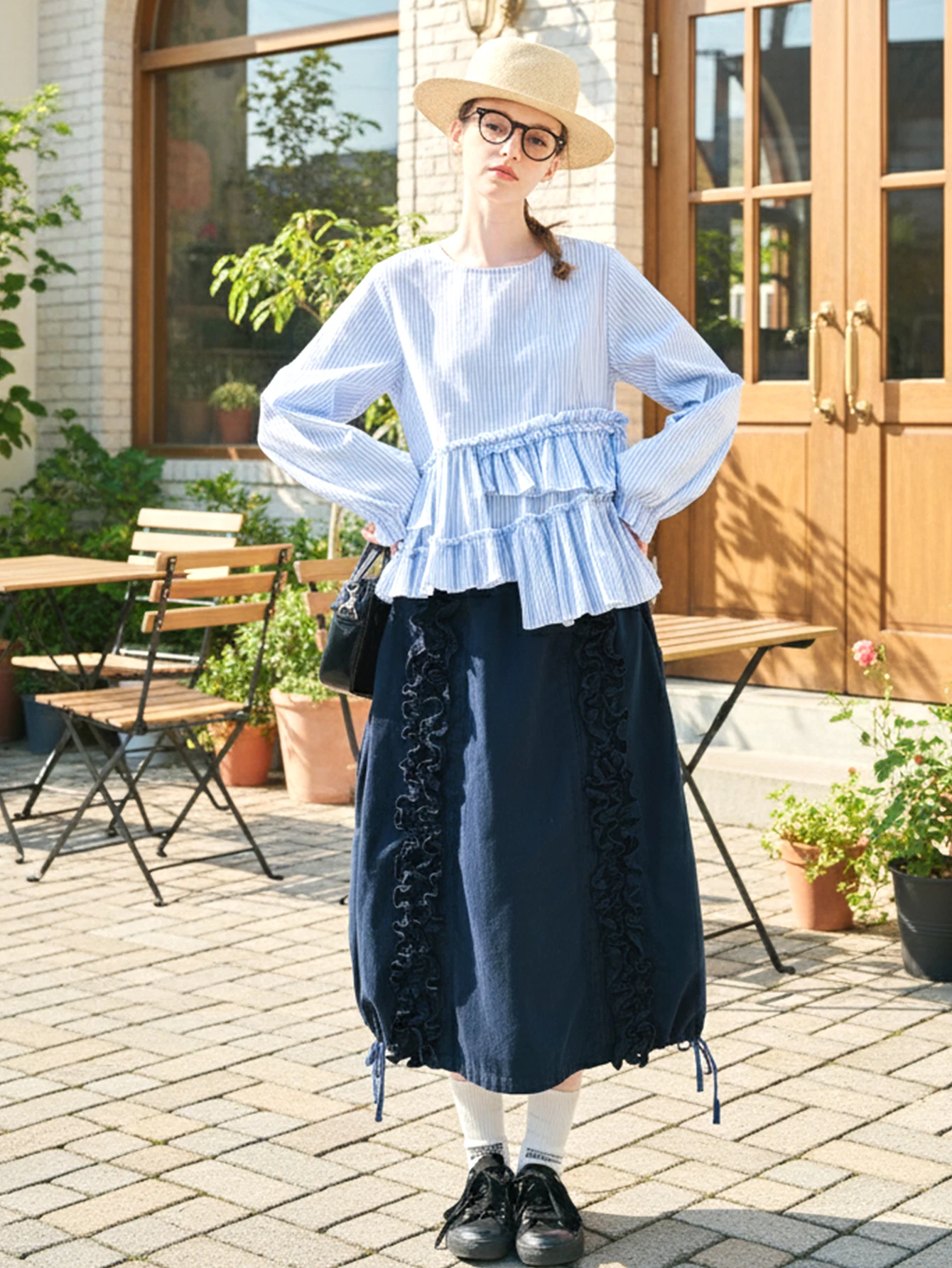 

Stylish Navy Blue Pleated Midi Skirt Unique Bud - shaped Design Ideal for Casual Gatherings Exuding Charming Temperame 244966