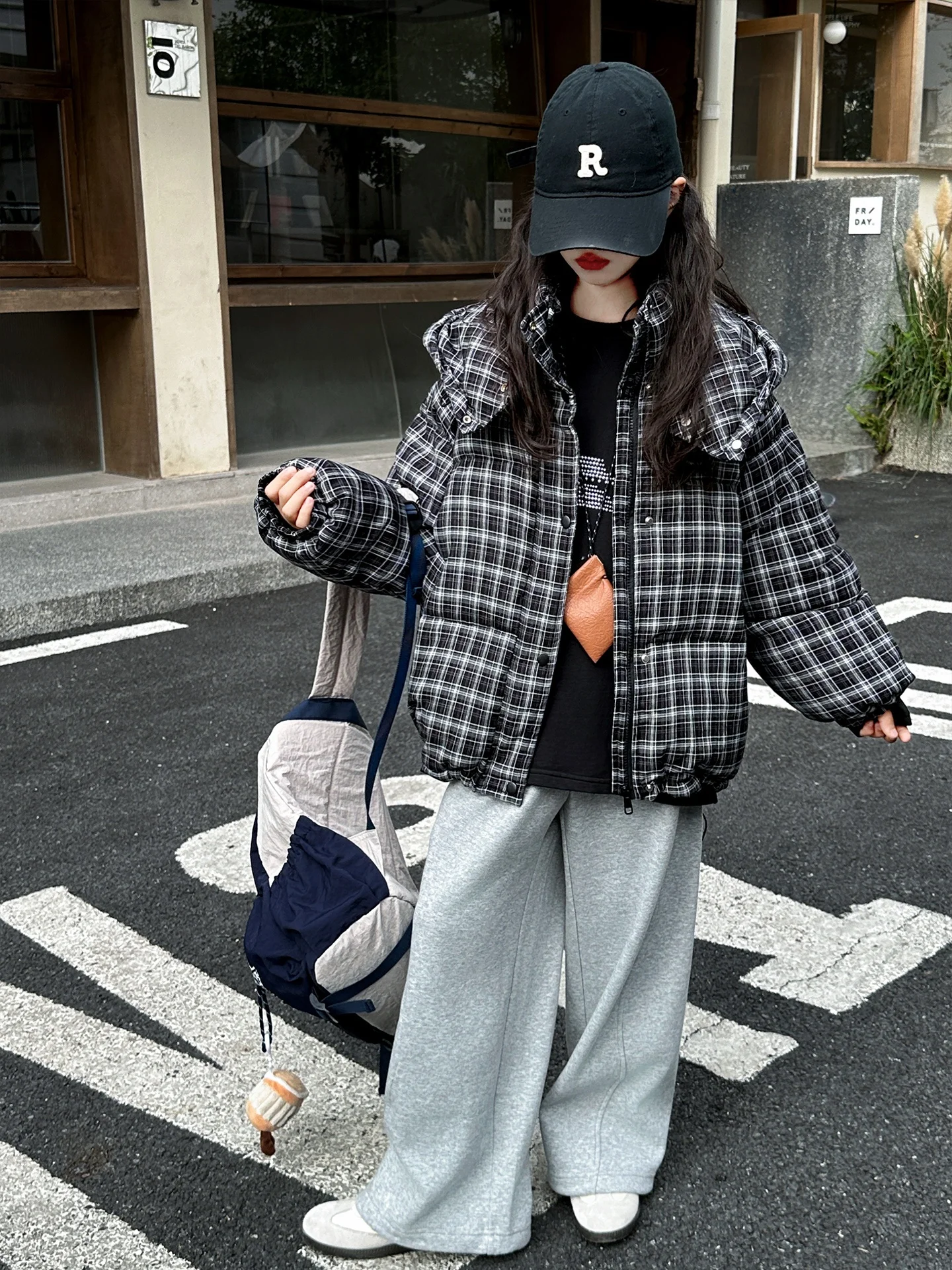 

Теплая зимняя хлопковая куртка-пальто в клетку для девочек с капюшоном, в корейском стиле, детская одежда, бренд Tagkita, длинный рукав...