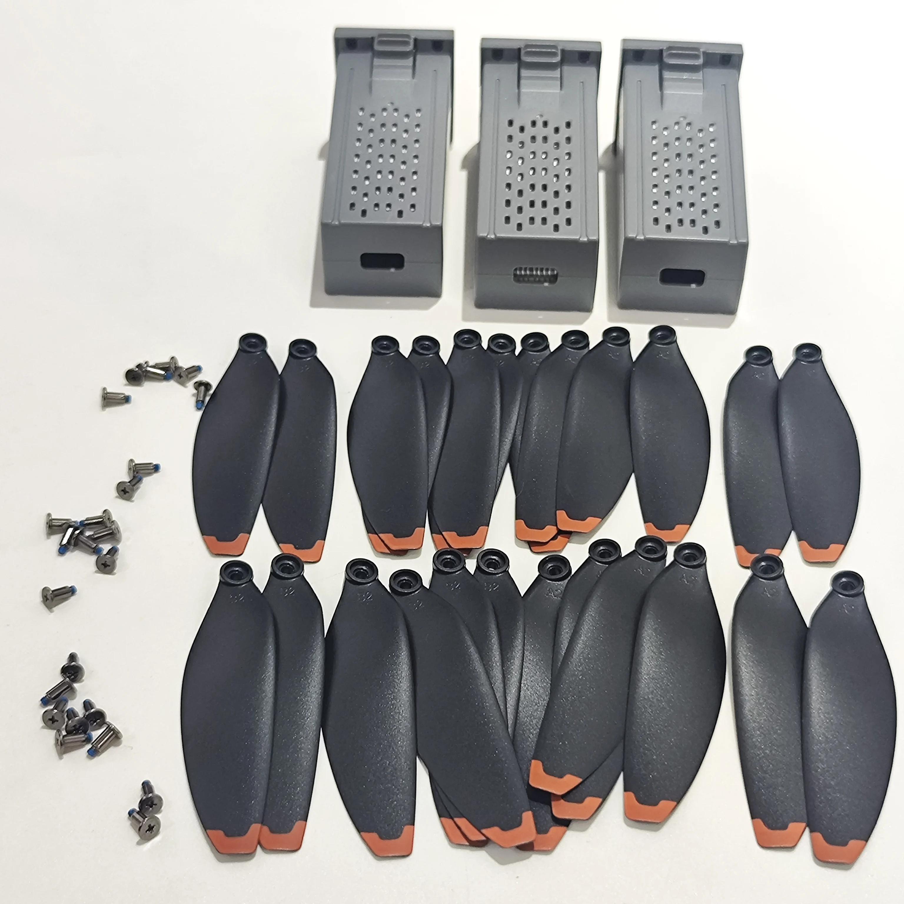 GT50 Foldable Drone Original 3.7V 1300mAh Li-ion Battery 3PCS + Blade Propeller 3 Sets 24PCS for GT50PRO Brushless Motor Drones