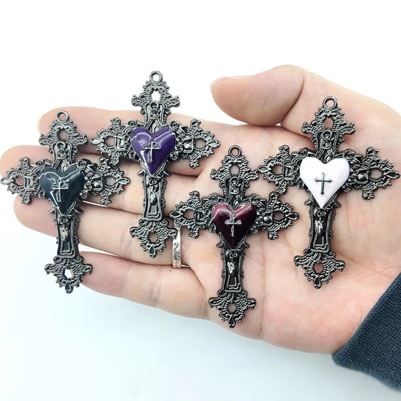 4PCS/Set 30*15*8mm Retro Punk Gothic Personalized Rose Cross Heart Pendant Spicy Girl Retro Punk DIY Jewelry Accessories