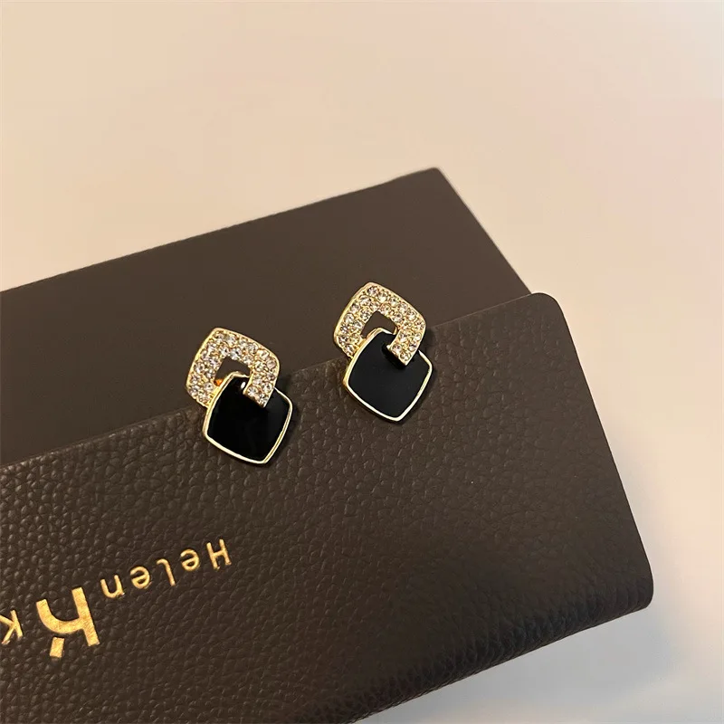 Korean Style Black Zircon Stud Earring For Women Shiny Rhinestone Square Geometric Earrings Girl Party Statement Jewelry Gifts