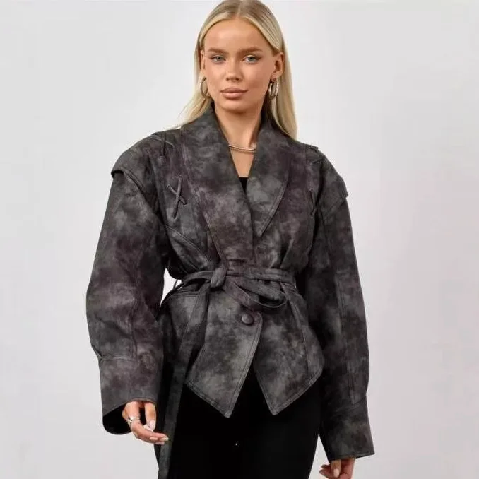 2024年秋新作ファッションストリートスタイルレトロレザージャケットコート、折り返し襟付き、ベルト付き、厚手コットンレディースプレミアム服