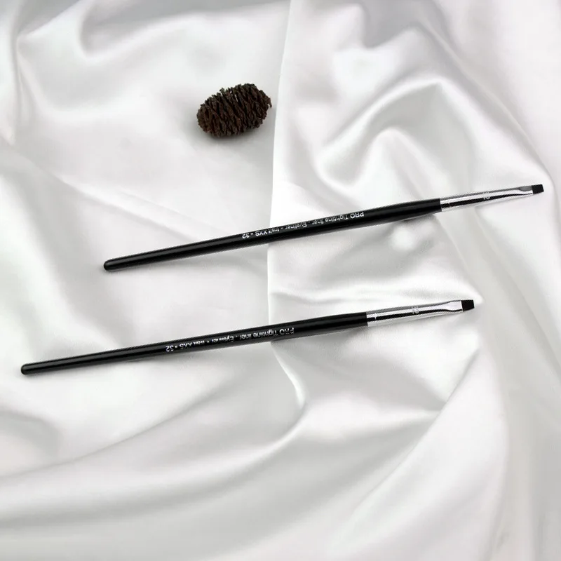 Good Quality S32 PRO Tightline Liner Brushes Small Precision Flat Eyeliner Makeup Brush Makeup Artist