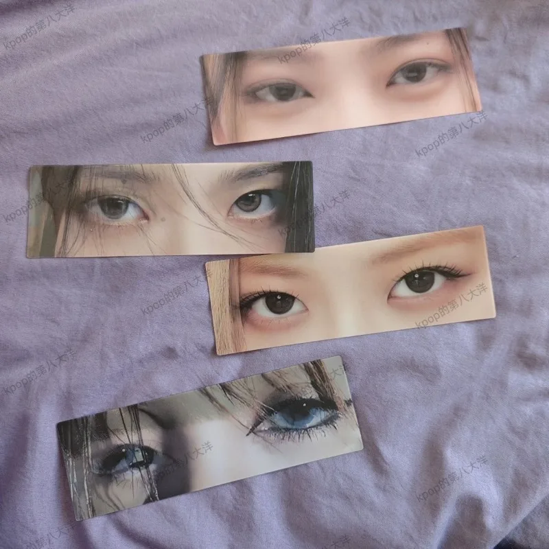 

Black Pink Exquisite Eye Strip Lenticular Card 3D Flip Changing Card Anime Star Peripheral Collectible Card for Fans