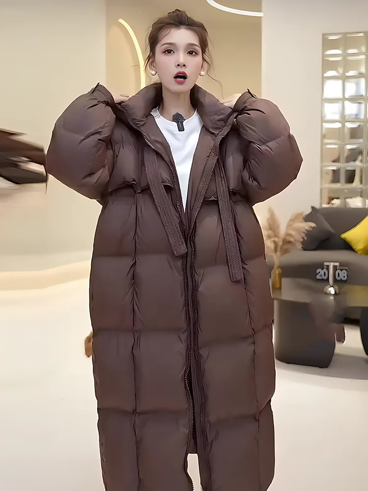 2024 Winter Gefütterter Daunenmantel für Damen, Trendiger Schicker Gürtel-Mantel in Midi-Länge, Gepolsterter Pendler-Mantel