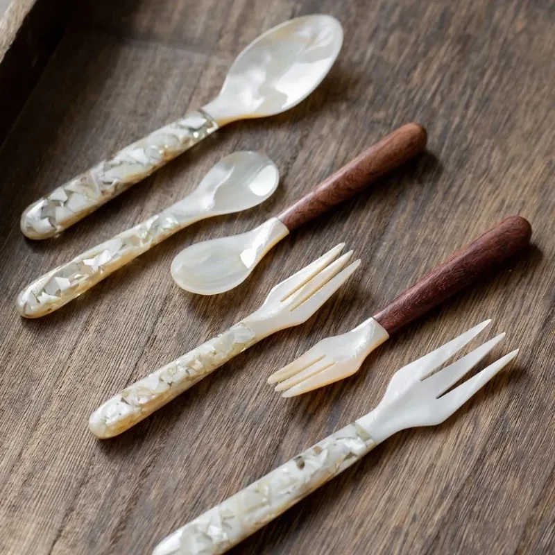 16cm/12pcs  Natural Mother of Pearl Spoon Retro Spork Cutlery Coffee Stirring Spoon Dessert Fork Shell Caviar Spoon Set  ملاعق