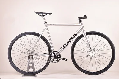 TSUNAMI ホワイト ピストバイク 700C ピスト固定ギアバイク津波トラックシングルスピードレーシング自転車