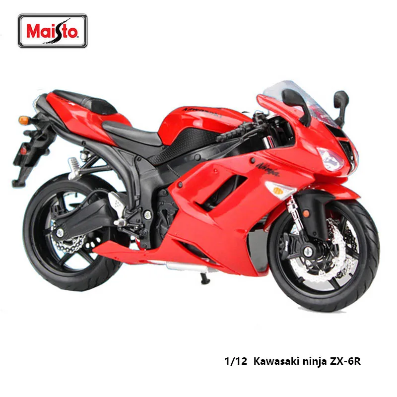 Maisto 1:12 scale Kawasaki Z900RS motorcycle replicas with