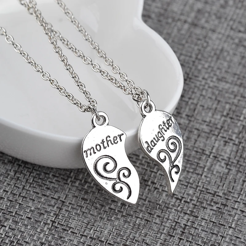 2PCS Mother Daughter Broken Heart Matching Pendant Necklace Women Jewelry Mother's Day Gift For Mom Girls Always Together