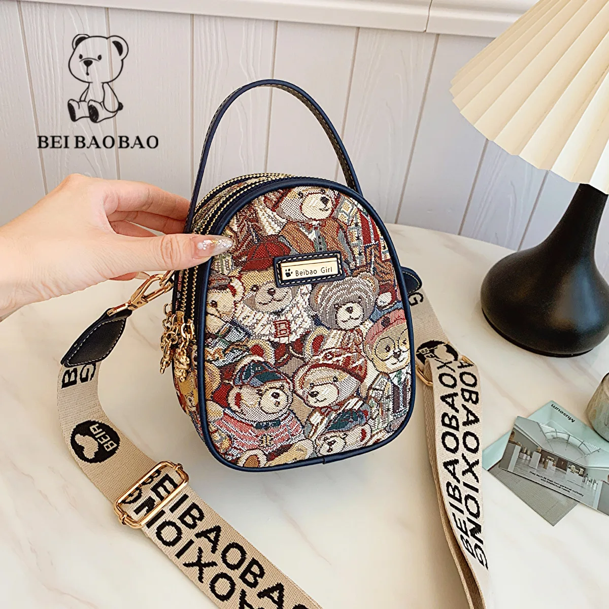 Beibaobao New 2024 Single Shoulder Crossbody Bag Embroidered Little Bear Cartoon Bag Mobile Phone Bag Casual Fashion Women\'s Bag