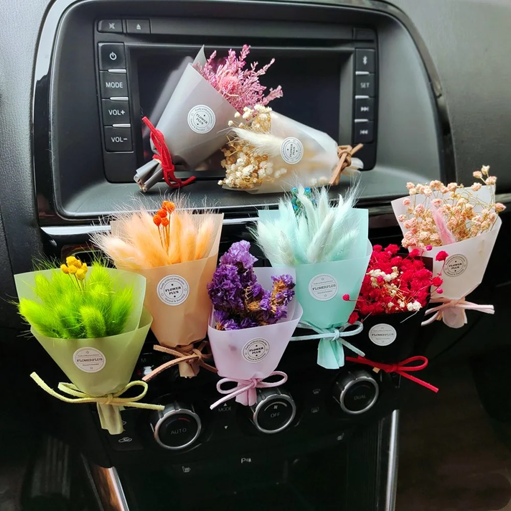 1PC Creative Dried Flower Bouquet Car Air Vent Mini Bouquet Eternal Gift Box Accessories with Mini Bouquet of Dried Flowers