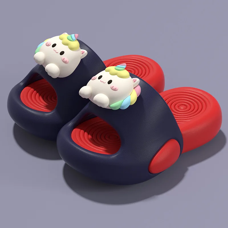

New Children Clogs for Boys and Girls Non-slip Beach Slippers Parent-child Thick-soled Slippers Kids Cartoon Cute Home Slippers