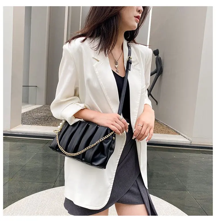 

2026 New Korean Version Popular Bag, High-end Fashion Pleated Shoulder Underarm Bag, Women's Crossbody Small Square Bag