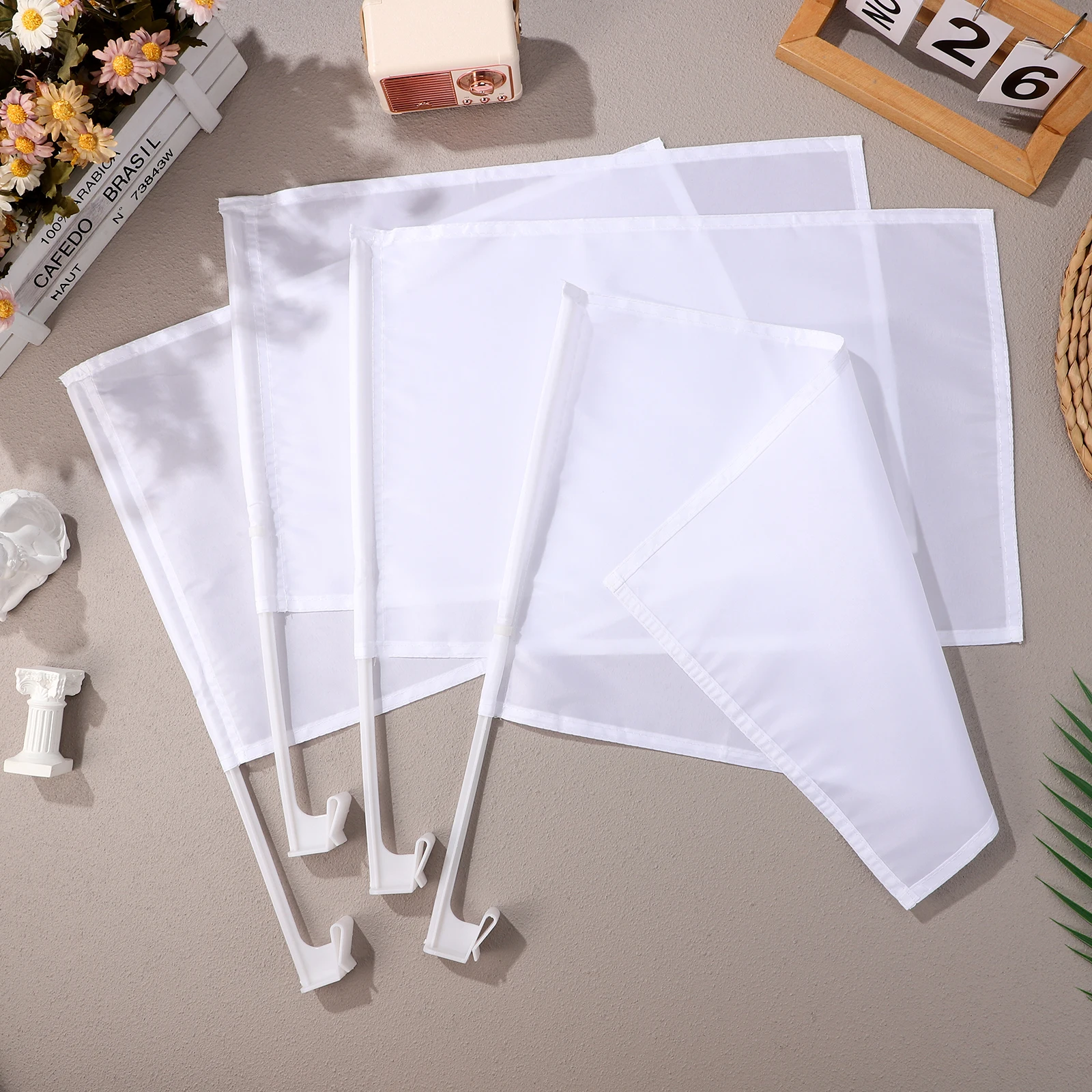 

4pcs Car Flag Plugins Blank DIY White Polyester 30x45cm Flags with 43cm Pole Handheld Signal Fan Cheering Decor
