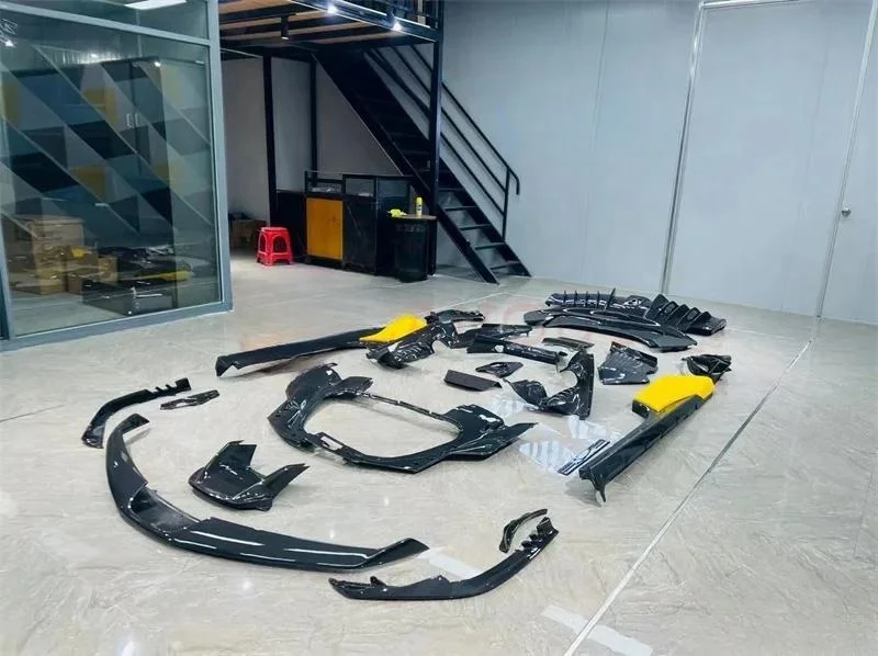 novitec Style for ferrari Sf90 Dry Carbon Fiber Front Bumper Lip Splitter Rear Diffuser Side Skirts Spoiler Body Kit