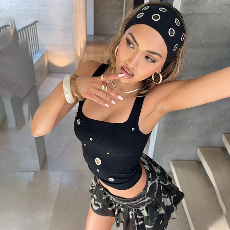 女性用 ブラック キャミトップ ゴールドボタン付き エレガントなメタルディテール ノースリーブベスト ファッション ベーシック デイリーウェア デート