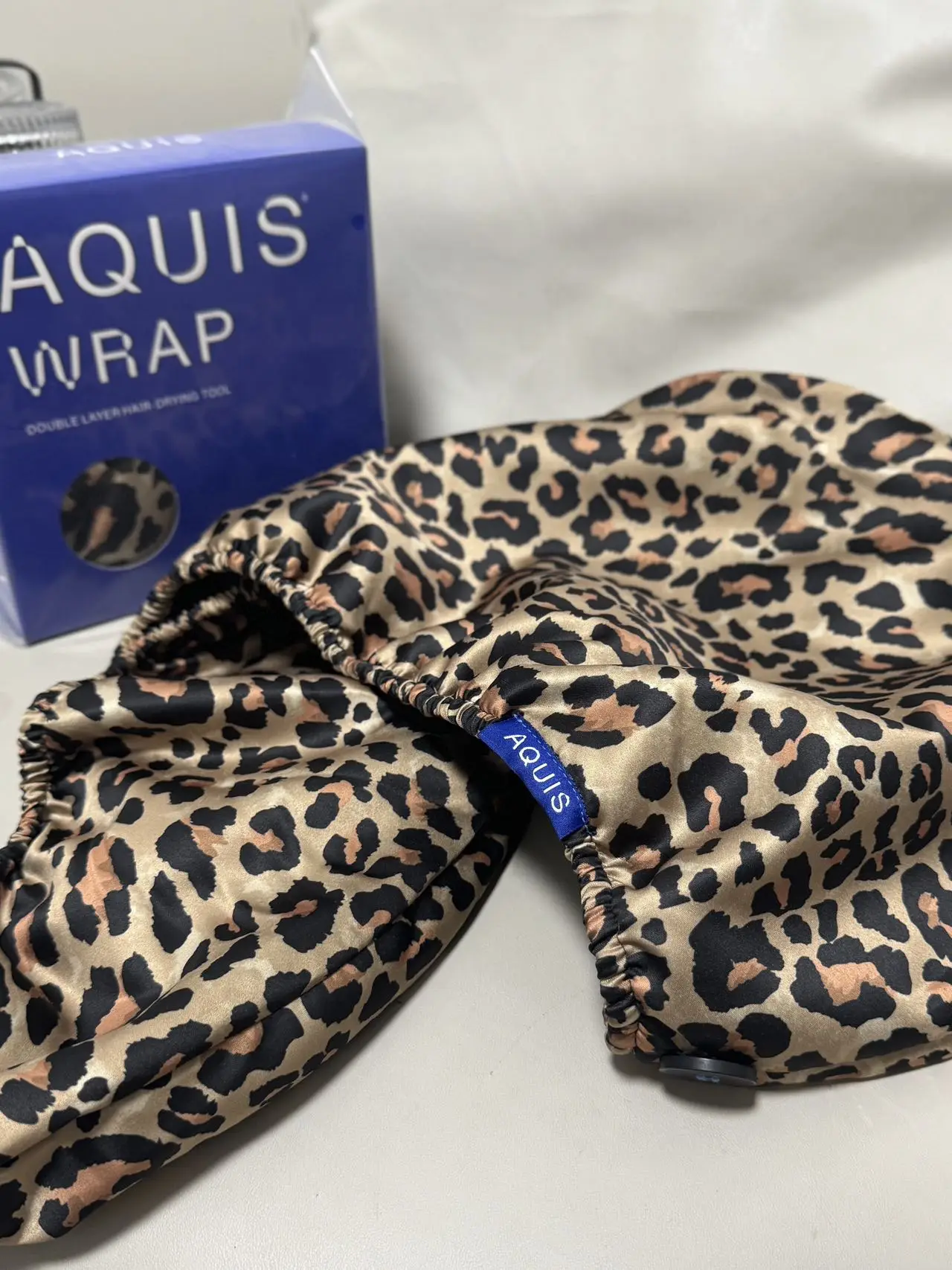 AQUIS FLIP Hair Drying Towel in Pearl and AQUIS WRAP New in box