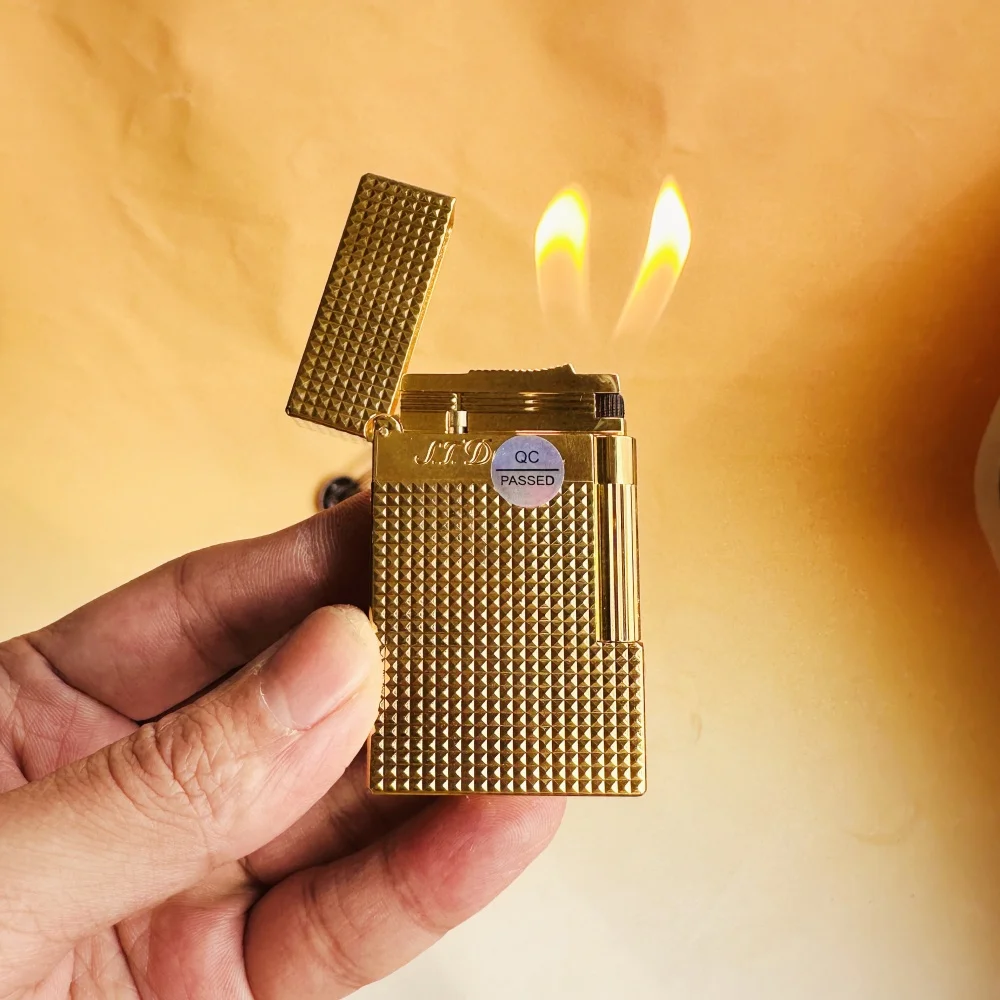 Dupont lighter Luxe merk aansteker, met een helder en luid geluid, een perfect cadeau voor mannen, inclusief gepersonaliseerde accessoires. Dupont  Logo